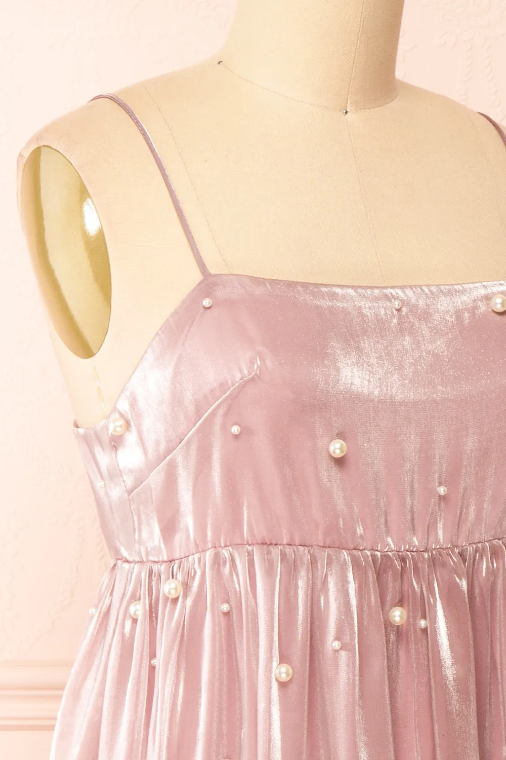 Ardelle | Short Mauve Babydoll Dress w/ Pearls
