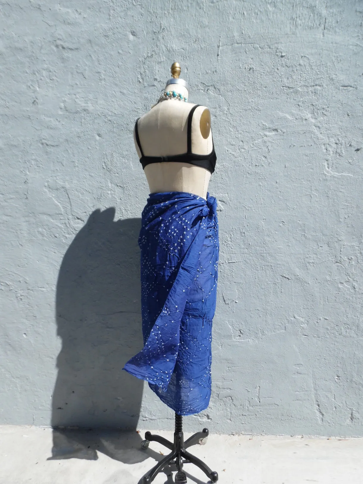 Crinkle Cotton Pareo Sarong In Turquoise