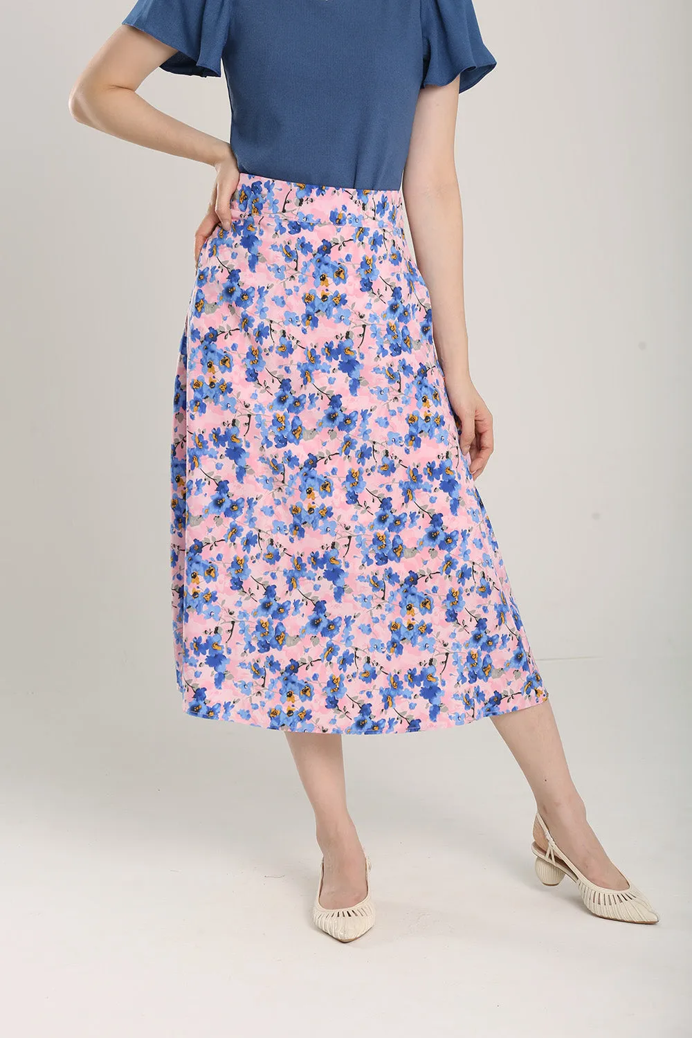 Delania Floral Print Midi Skirt in Blue Pink
