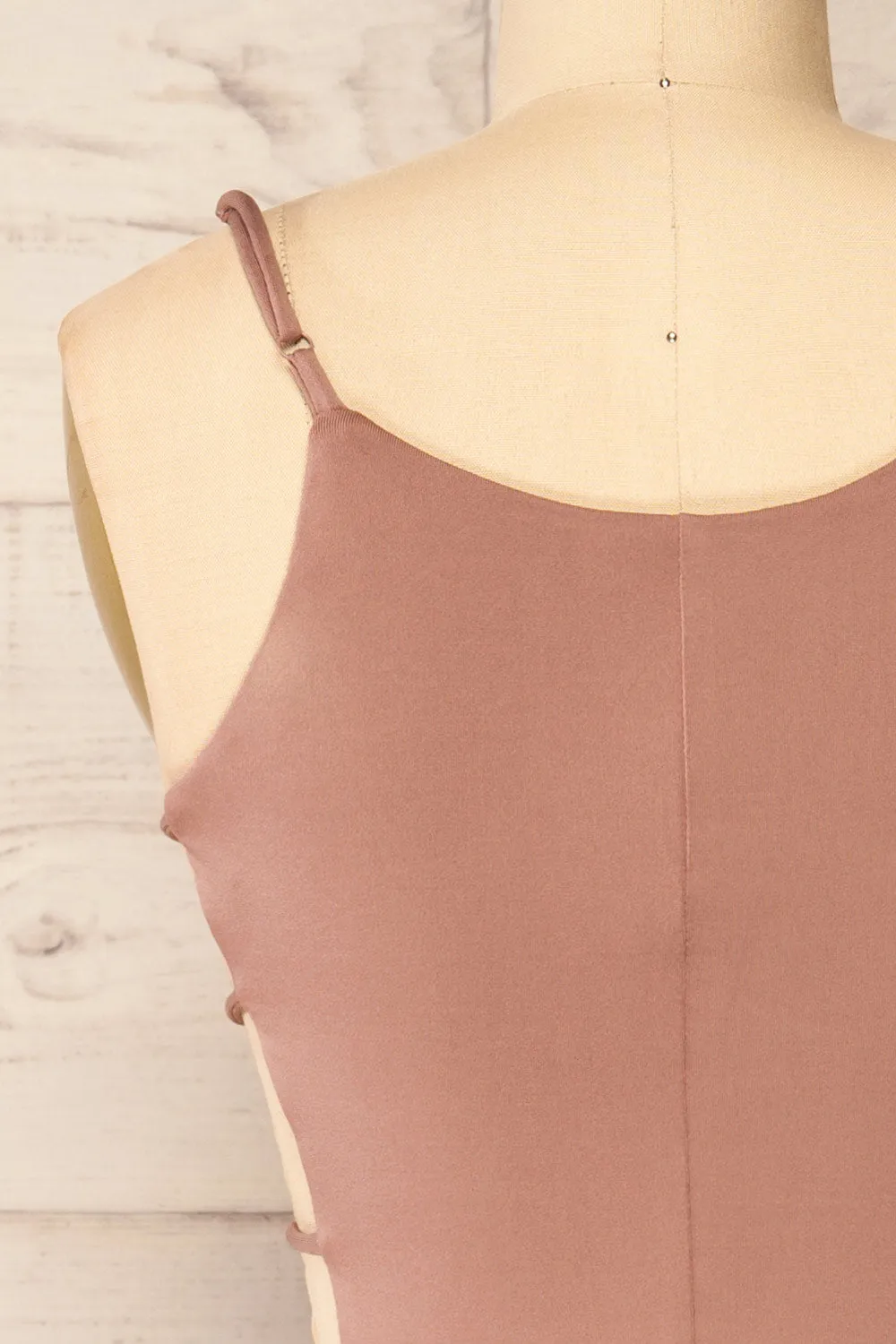 Dorie Mauve | Bodycon Midi Dress w/ Cutout Detail