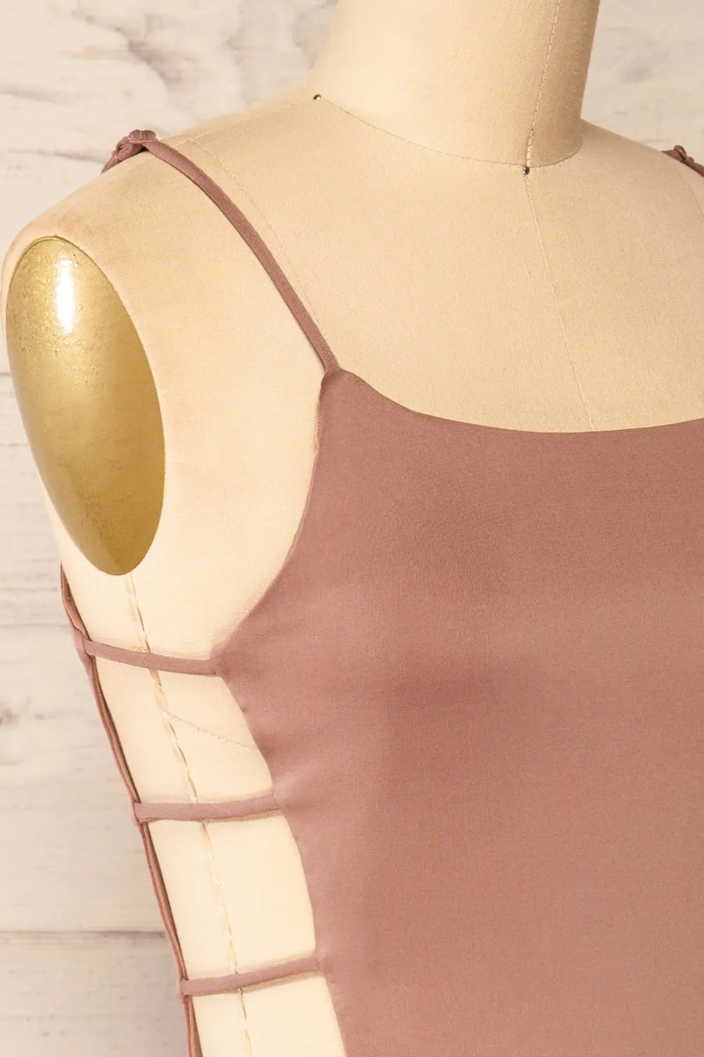 Dorie Mauve | Bodycon Midi Dress w/ Cutout Detail