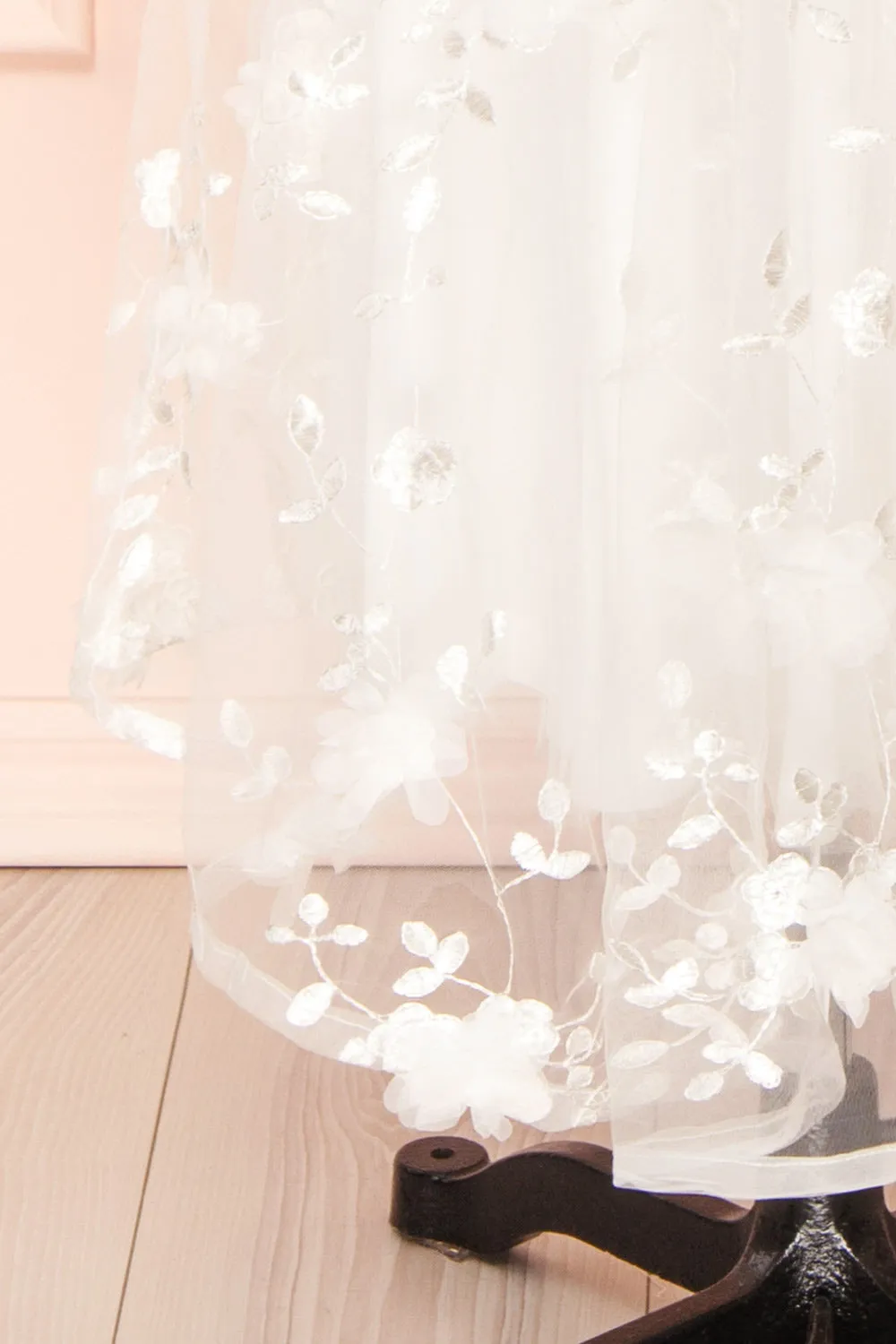 Eneka | White Midi Tulle Dress w/ Floral Embroidery