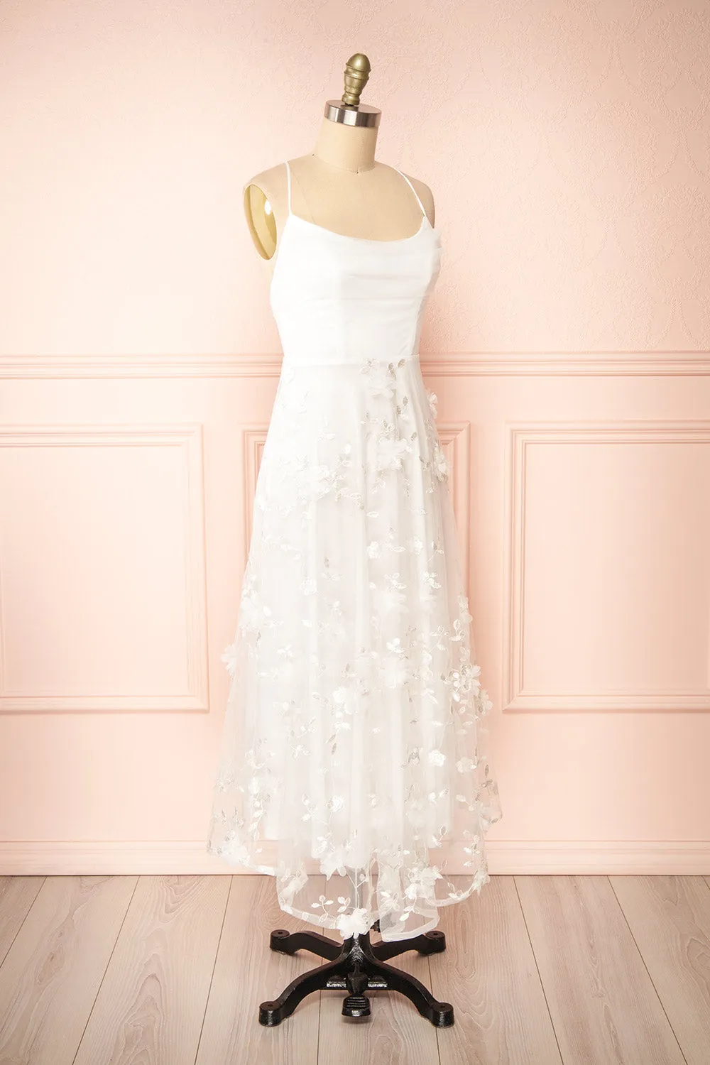 Eneka | White Midi Tulle Dress w/ Floral Embroidery
