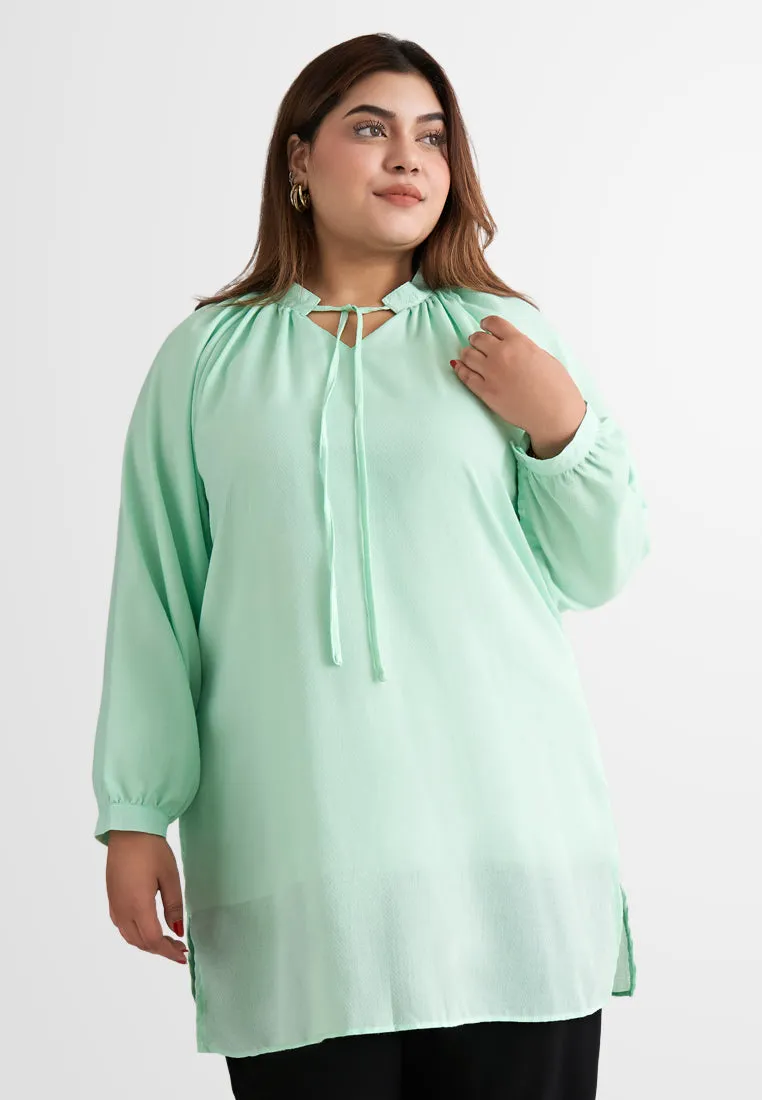 Kaasni Tie Front Textured Tunic Top