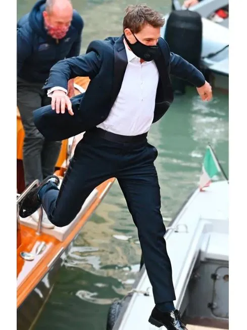 Mission Impossible Dead Reckoning Part One Tom Cruise Black Suit