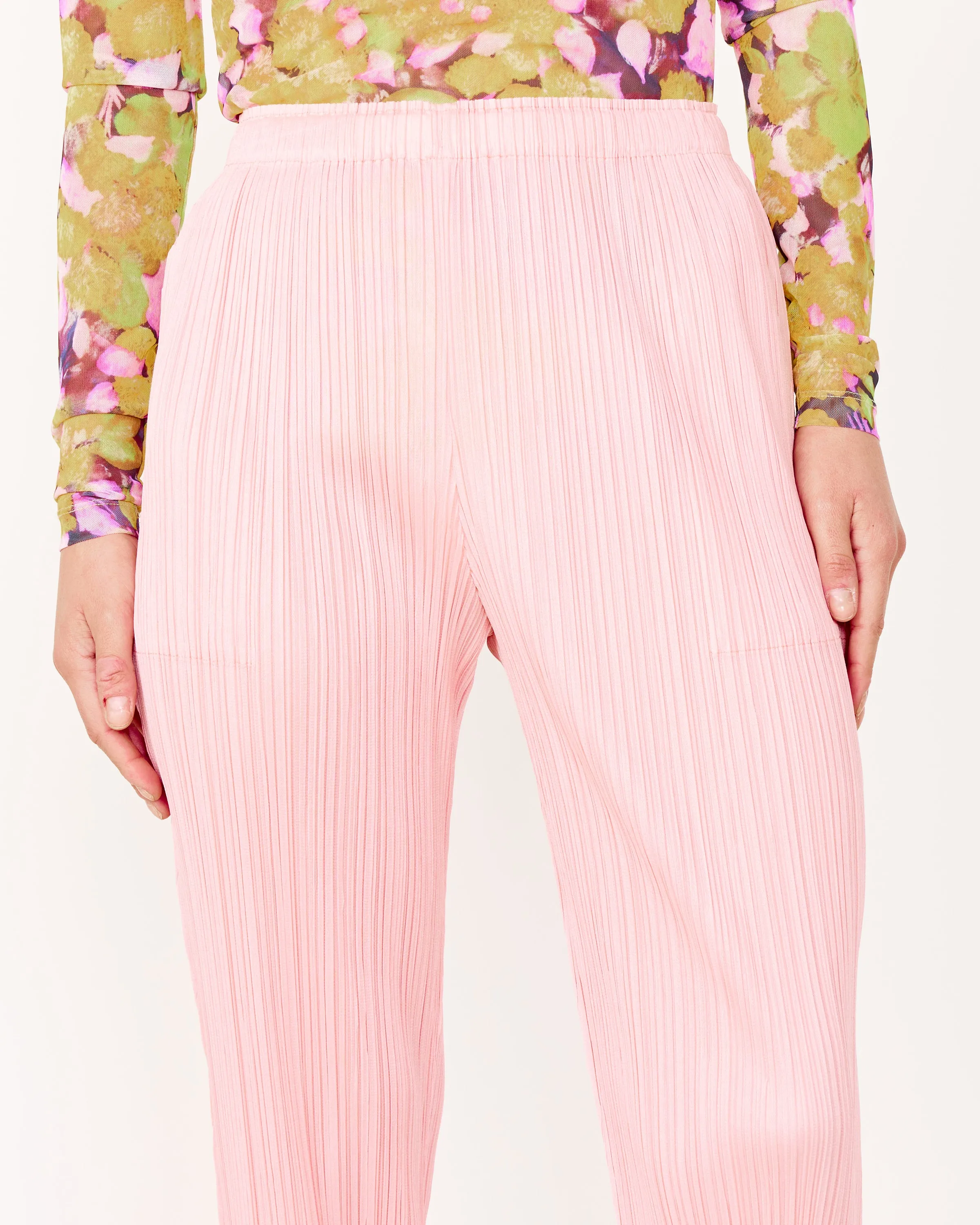 Monthly Colors Pants in Light Pink