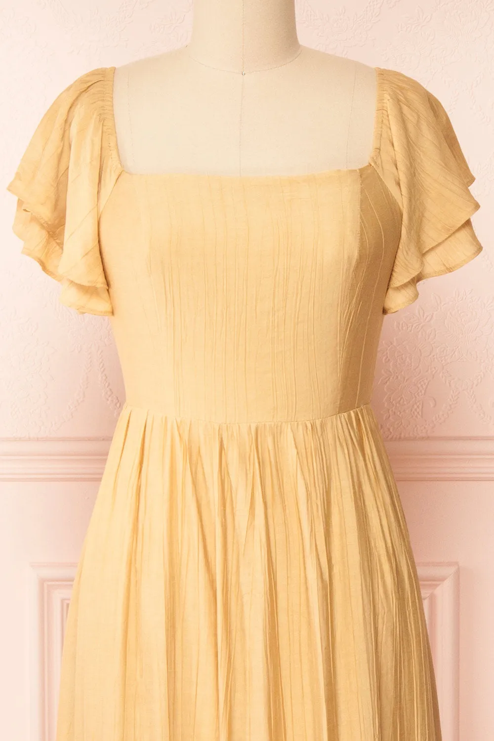 Myrtille Beige | Midi Dress w/ Ruffled Sleeves