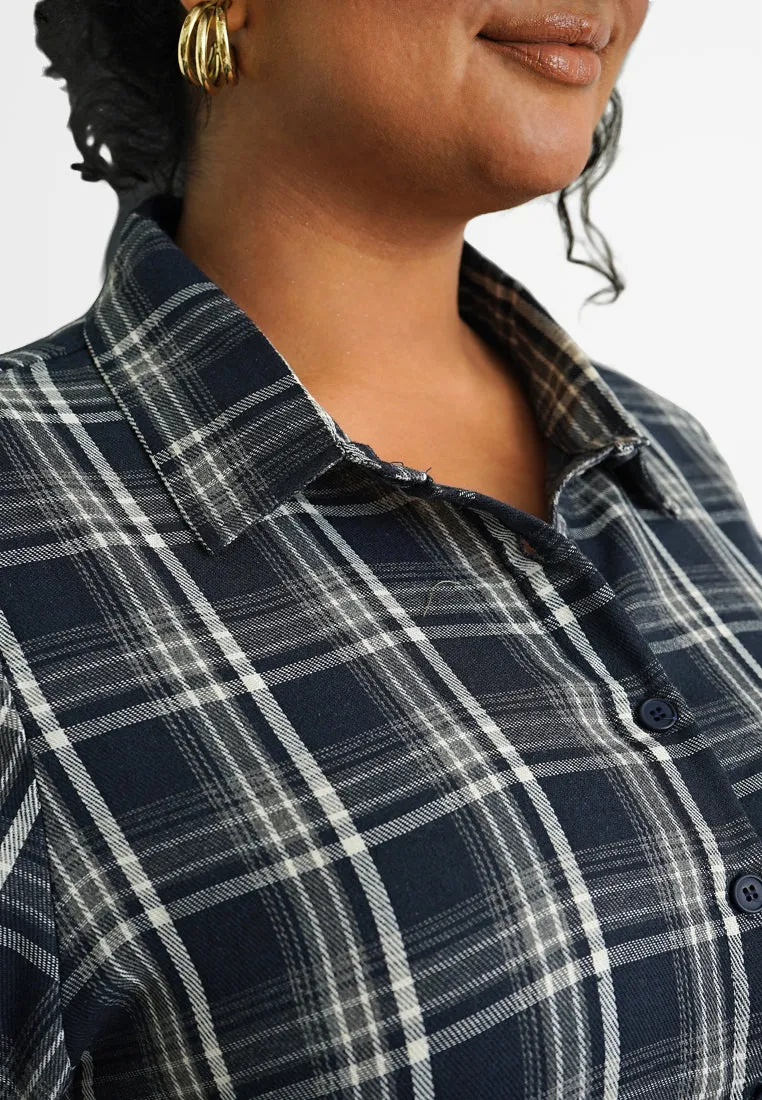 Randy Plaids Pocket Long Waisted Shirt