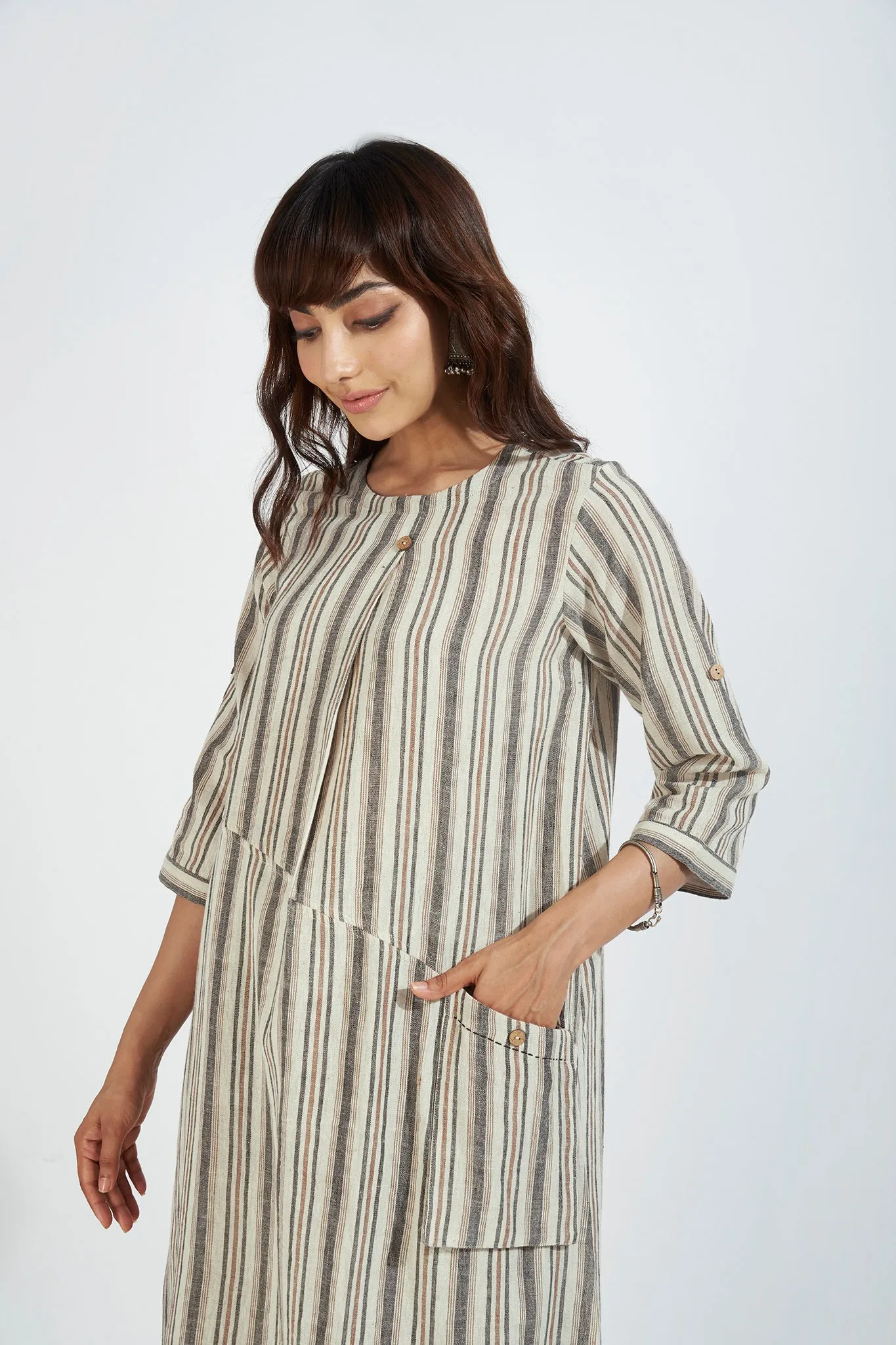 single flap slit kurta with patch pocket - zenith ochre and sand stripes