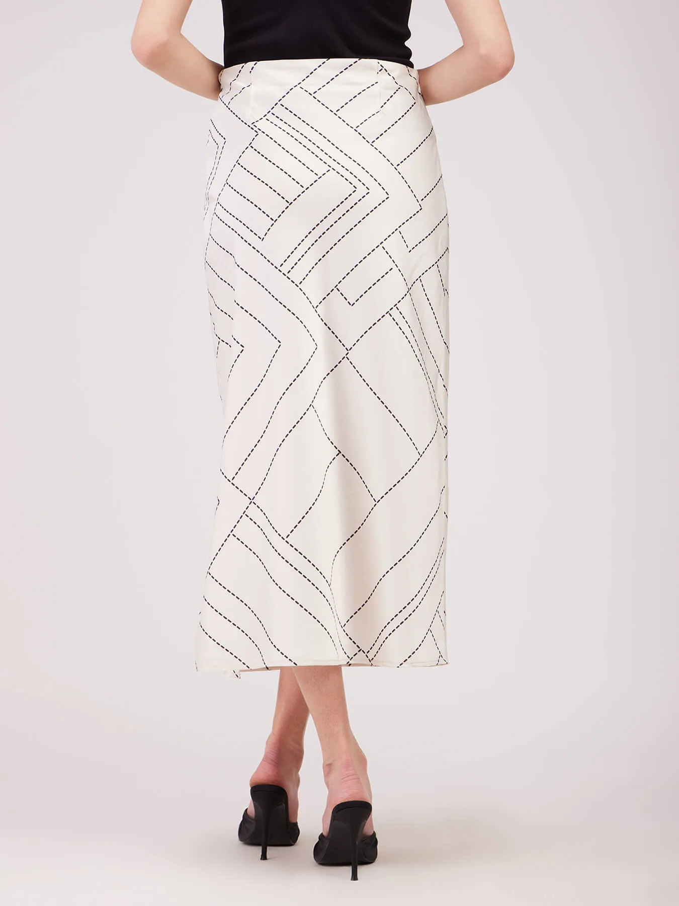 Stretch Satin A-line Skirt - Off White And Black