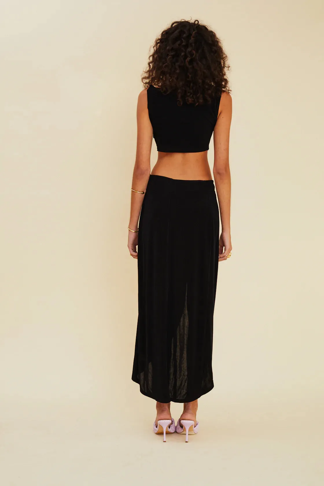 Suboo Ether Sleeveless Cross Over Midi Dress - Black