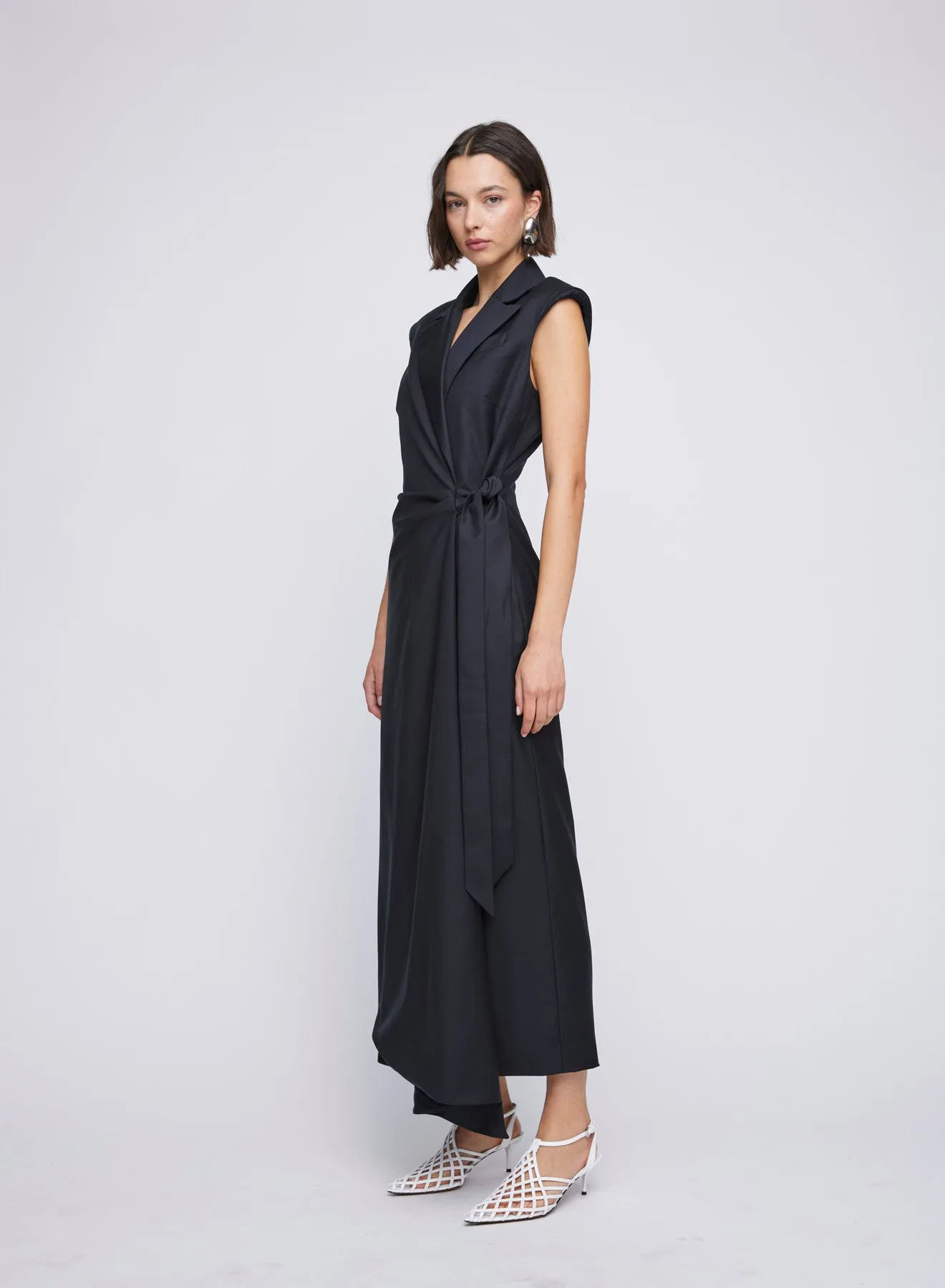 VICTORIA DRESS (BLACK)
