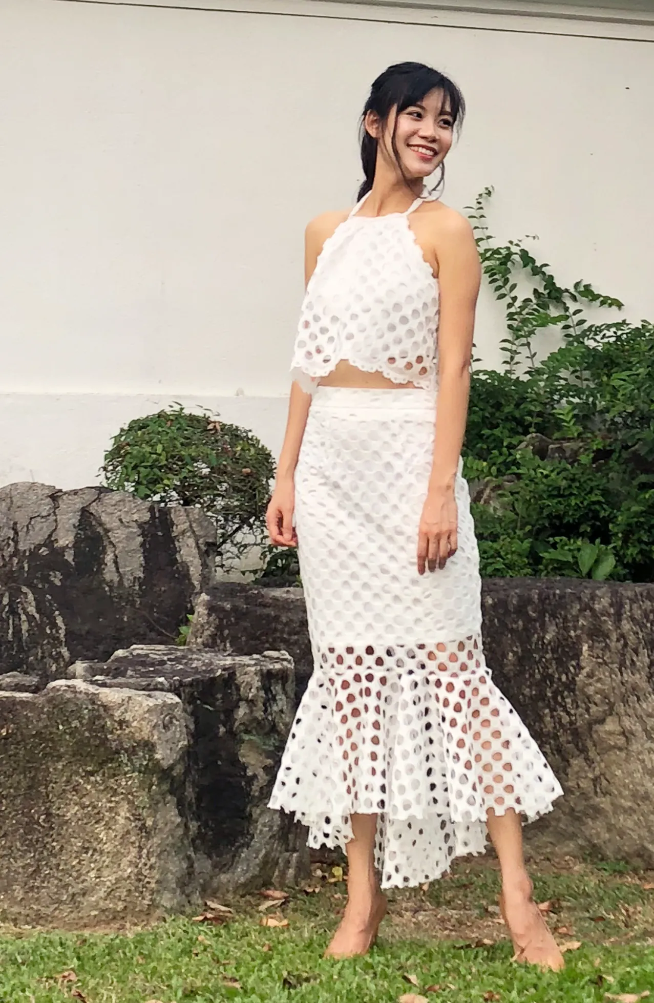 White Rey Summer Halterneck Eyelet Lace Midi Top